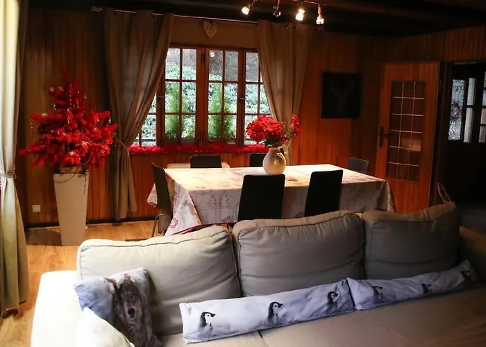 Au Bord De L'eau Saint-Quirin